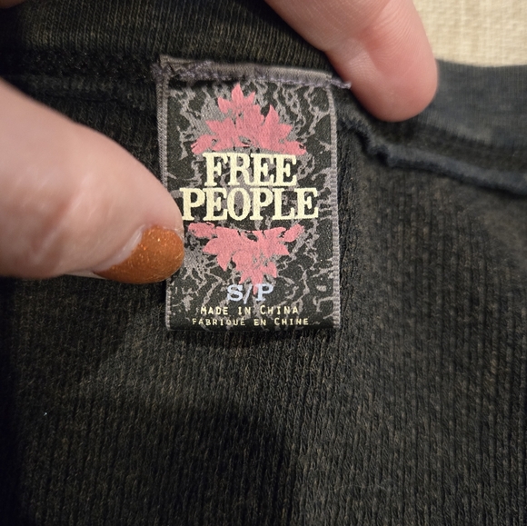 Free People zipper cuff thermal small black - Picture 7 of 7